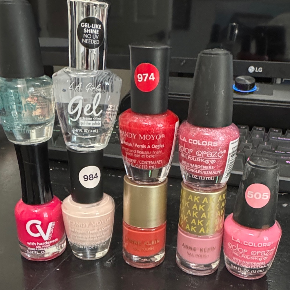 Assorted Nail Polish Set